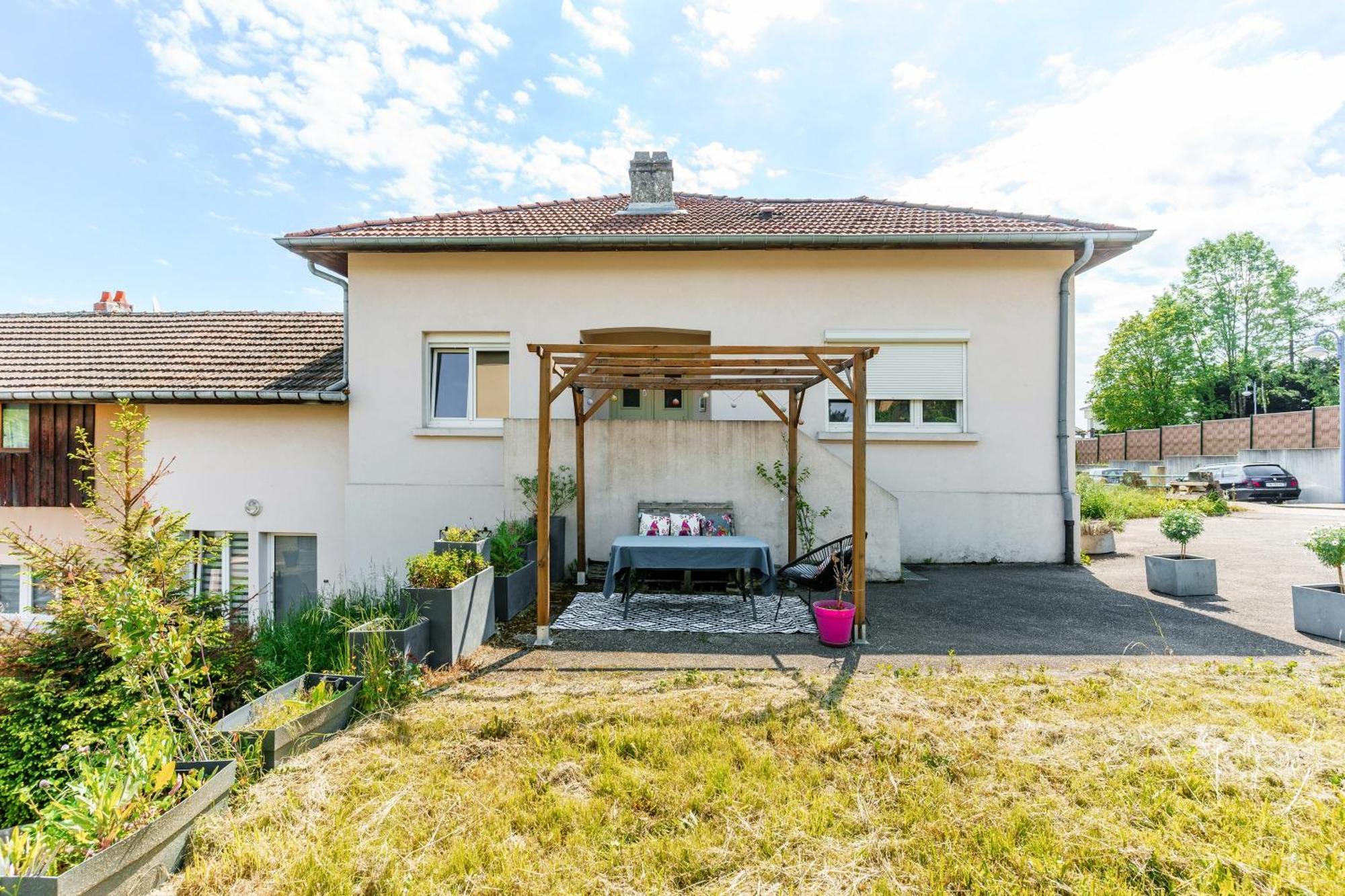 La Bonne Fontaine - Appt 7P A 15Min De Metz Apartment Semecourt Exterior photo